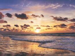 America's Most Affordable Beach Vacation Destination Is In Texas - And It Is Stunning