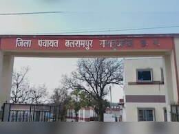 सख्ती... 65 ग्राम पंचायत के सचिवों को नोटिस जारी, 5 दिन के अंदर देना होगा इस लापरवाही का जवाब  सख्ती... 65 ग्राम पंचायत के सचिवों को नोटिस जारी, 5 दिन के अंदर देना होगा इस लापरवाही का जवाब