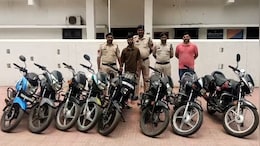 Action on Bike Thief Gang : इंटर स्टेट बाइक चोर गैंग का&nbsp;भंडाफोड़, दस दो पहिया वाहन बरामद: तीन आरोपी गिरफ्तार
