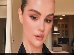 Selena Gomez Perfects Soft Glam In Her Latest Photo Dump Selena Gomez Perfects Soft Glam In Her Latest Photo Dump
