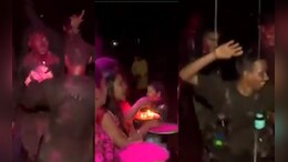 Video: 10 करोड़ के इनामी नक्सली को ढेर करने के बाद DRG जवानों ने मनाया शानदार जश्न, अफसर भी जमकर थिरके