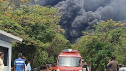 Nashik News : जिंदाल कंपनीची आग 54 तासांनंतरही धुमसतेय; NDRF, CBRN ची पथके घटनास्थळी
