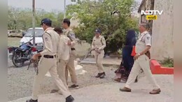 Crime News: आईने लेकीचा गळा आवळला, बापाने पुरावे मिटवले, खून पचला होता पण...
