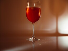 Tinto de Verano: 2-Ingredient Spanish Cocktail That Screams Summer Tinto de Verano: 2-Ingredient Spanish Cocktail That Screams Summer