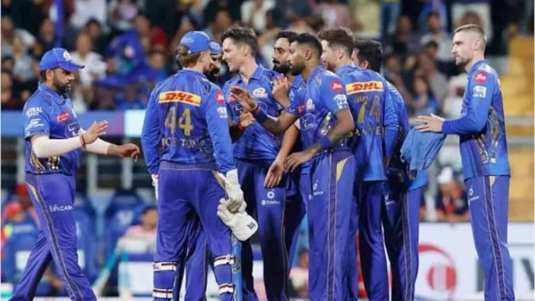IPL 2026 Trade News : आला रे..... आयपीएल ऑक्शनपूर्वी बड्या खेळाडूची मुंबई इंडियन्समध्ये एन्ट्री