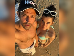 Why Hrithik Roshan's Loving Reaction To Girlfriend Saba Azad's Latest Picture Is All Heart