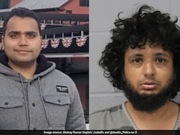 टेक्सास में भारतीय मूल के एंटरप्रेन्योर की बस में सरेआम हत्या, जांच में जुटी पुलिस  टेक्सास में भारतीय मूल के एंटरप्रेन्योर की बस में सरेआम हत्या, जांच में जुटी पुलिस