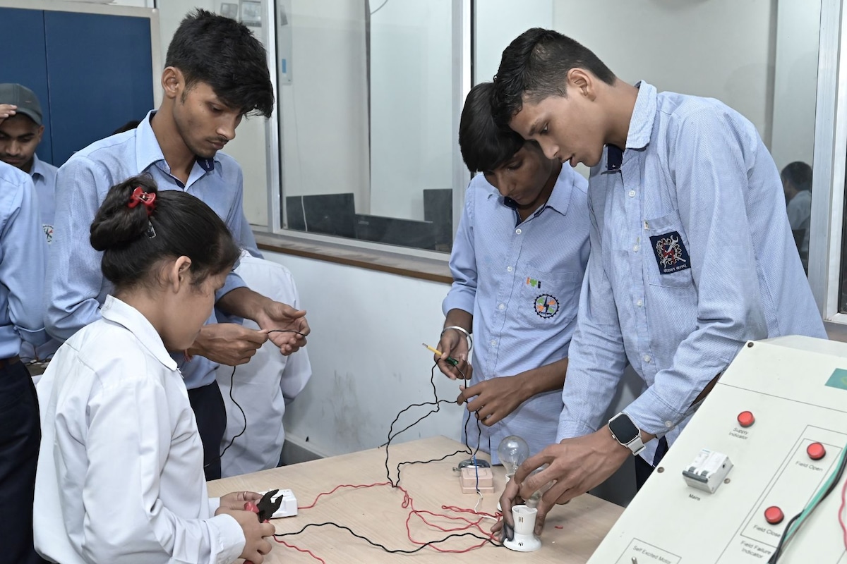 Maruti Suzuki high-voltage training session in action Maruti Suzuki high-voltage training session in action