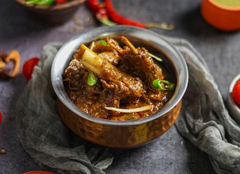 One-Pot Spicy Mutton Curry: A Perfect Dish For Mutton Lovers One-Pot Spicy Mutton Curry: A Perfect Dish For Mutton Lovers