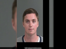 Man Breaks Into Ex's Home, Hides In Shower Half-Naked With Knife As "Prank" Man Breaks Into Ex's Home, Hides In Shower Half-Naked With Knife As "Prank"