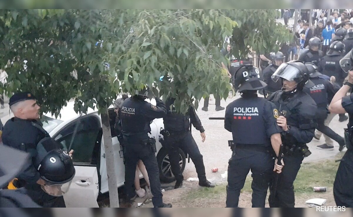 Several Espanyol fans were hurt after a car drove into
