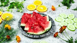 How To Cut Watermelon In Different Ways - Try These Simple Tricks