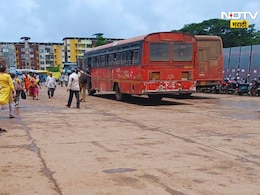 Nandurbar News: प्रवाशांची सुरक्षा रामभरोसे! CCTV बंद, पोलीस चौकीचीही दुरावस्था, शहादा बसस्थानकातील स्थिती Nandurbar News: प्रवाशांची सुरक्षा रामभरोसे! CCTV बंद, पोलीस चौकीचीही दुरावस्था, शहादा बसस्थानकातील स्थिती