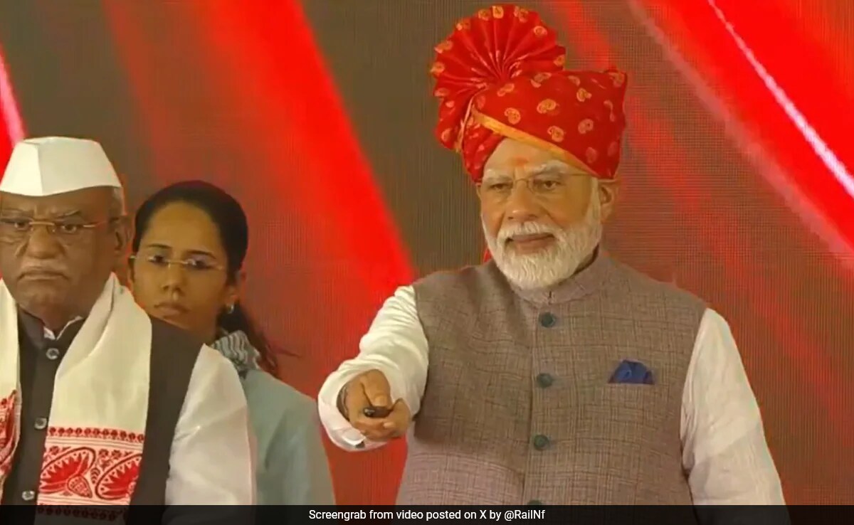 Гувахати Prime Minister Narendra Modi on Thursday virtually inaugurated the