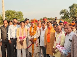 नागौर में क्षत्रियों ने दलित दूल्हे को पगड़ी पहनाकर घोड़ी पर बैठाया, पुश्तैनी हवेली पर ठहराई बारात नागौर में क्षत्रियों ने दलित दूल्हे को पगड़ी पहनाकर घोड़ी पर बैठाया, पुश्तैनी हवेली पर ठहराई बारात