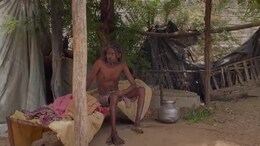 Rajasthan: पिछले 30 सालों से जंजीरों से जकड़ी है एक जिंदगी, परिवार ने सरकार से लगाई मदद की गुहार