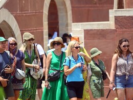 Rajasthan Weather: राजस्थान में भीषण गर्मी से राहत दिलाएगी बारिश, 22 शहरों में लू के साथ आंधी -बारिश का रेड अलर्ट जारी