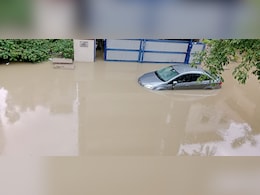 Today Weather Update: बेंगलुरु में आंधी-तूफान से जनजीवन अस्त-व्यस्त, कई इलाकों में जलभराव Today Weather Update: बेंगलुरु में आंधी-तूफान से जनजीवन अस्त-व्यस्त, कई इलाकों में जलभराव