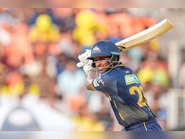 GT vs MI, Eliminator: साई सुदर्शन ने रचा इतिहास, 17  साल में कारनामा करने वाले सिर्फ दूसरे बल्लेबाज GT vs MI, Eliminator: साई सुदर्शन ने रचा इतिहास, 17  साल में कारनामा करने वाले सिर्फ दूसरे बल्लेबाज