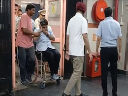 आज से नहीं 2022 से है लखनऊ के इन दो IRS अधिकारियों के बीच अदावत, FIR के बाद अब खुल रहे राज आज से नहीं 2022 से है लखनऊ के इन दो IRS अधिकारियों के बीच अदावत, FIR के बाद अब खुल रहे राज