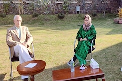 "Blind Lust To...": Omar Abdullah, Mehbooba Mufti's Spat Over Pak Water Pact "Blind Lust To...": Omar Abdullah, Mehbooba Mufti's Spat Over Pak Water Pact