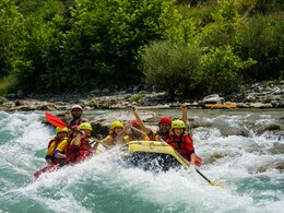 Going River Rafting? Don't Forget To Pack These 6 Essential Things Going River Rafting? Don't Forget To Pack These 6 Essential Things