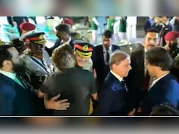 पाकिस्तान आर्मी के चीफ मुनीर को शाहिद अफरीदी ने बेतरह चूमा, क्या इमरान खान का हाल भूले 'लाला' पाकिस्तान आर्मी के चीफ मुनीर को शाहिद अफरीदी ने बेतरह चूमा, क्या इमरान खान का हाल भूले 'लाला'