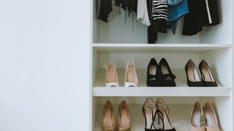 घर में फैले रहते हैं जूते-चप्पल? नहीं रह पाता घर साफ? तो Amazon के ये Shoe Racks हैं मजेदार, कर दें ऑर्डर घर में फैले रहते हैं जूते-चप्पल? नहीं रह पाता घर साफ? तो Amazon के ये Shoe Racks हैं मजेदार, कर दें ऑर्डर