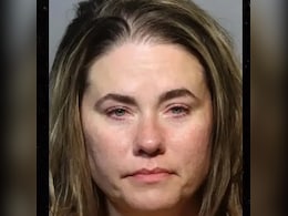 US Woman Arrested For Allegedly Hitting Boy Who Called Her "Fat" On Flight From Disney World US Woman Arrested For Allegedly Hitting Boy Who Called Her "Fat" On Flight From Disney World