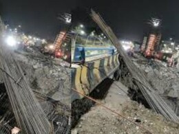 Metro : पुण्यात मेट्रो उभारणीदरम्यान मोठी दुर्घटना, पिलरचा महाकाय सांगाडा कोसळला
