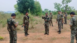 Anti Naxal Operation: सुकमा में सुरक्षाबलों के साथ मुठभेड़ में एक नक्सली ढेर, तीन जवान भी हुए घायल