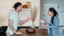 Is There A 'Right' Way To Fight In A Relationship? We Asked Psychologists