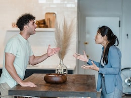 Is There A 'Right' Way To Fight In A Relationship? We Asked Psychologists Is There A 'Right' Way To Fight In A Relationship? We Asked Psychologists