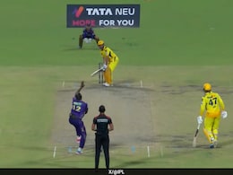 Watch: MS Dhoni Unleashes Vintage Mode With Fiery Six Off Andre Russell As CSK Beat KKR Watch: MS Dhoni Unleashes Vintage Mode With Fiery Six Off Andre Russell As CSK Beat KKR