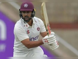 Karun Nair : आ रहा हूं पलट के ,..करुण नायर की टेस्ट टीम में कैसे हुई वापसी? किस शख्स के कारण मिला क्रिकेट में 'दूसरा' मौका ! Karun Nair : आ रहा हूं पलट के ,..करुण नायर की टेस्ट टीम में कैसे हुई वापसी? किस शख्स के कारण मिला क्रिकेट में 'दूसरा' मौका !