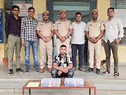झांसी निवासी शातिर ठग कोटा में गिरफ्तार, महिला से ठगी और बेटी से की घिरौनी हरकत, बनाया अश्लील VIDEO झांसी निवासी शातिर ठग कोटा में गिरफ्तार, महिला से ठगी और बेटी से की घिरौनी हरकत, बनाया अश्लील VIDEO