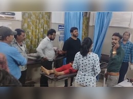 Road Accident : ट्रक की टक्कर से पति-पत्नी और बेटी की मौत, शादी समारोह से लौट रहा था परिवार Road Accident : ट्रक की टक्कर से पति-पत्नी और बेटी की मौत, शादी समारोह से लौट रहा था परिवार