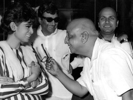 भोले भाले चेहरे की बदौलत ये एक्टर बन गया फिल्मों का चहेता अंकल, वकालत की पढ़ाई करके भी नहीं मिली नौकरी तो की एंकरिंग, देश छोड़...