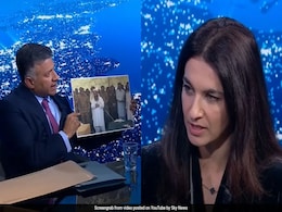 "Look Who's Behind Him": Indian Envoy's Photo Proof Of Pak-Sponsored Terror "Look Who's Behind Him": Indian Envoy's Photo Proof Of Pak-Sponsored Terror