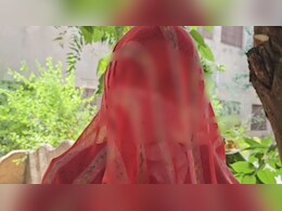 Rajasthan: "गैंगरेप के बाद बेटी पानी के टांके में कूदी", पीड़िता की मां बोली- आरोपियों ने घर से किया किडनैप Rajasthan: "गैंगरेप के बाद बेटी पानी के टांके में कूदी", पीड़िता की मां बोली- आरोपियों ने घर से किया किडनैप