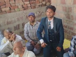 Rajasthan: धौलपुर में दहेज में 'ब्रांडेड सामान' नहीं मिला तो दूल्हा भड़का, दुल्हन पक्ष ने बनाया बंधक Rajasthan: धौलपुर में दहेज में 'ब्रांडेड सामान' नहीं मिला तो दूल्हा भड़का, दुल्हन पक्ष ने बनाया बंधक