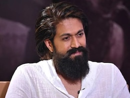 रामायण के सेट से यश की तस्वीर आई सामने, रावण के रोल के लिए रखी इतनी बढ़ी दाढ़ी! रामायण के सेट से यश की तस्वीर आई सामने, रावण के रोल के लिए रखी इतनी बढ़ी दाढ़ी!