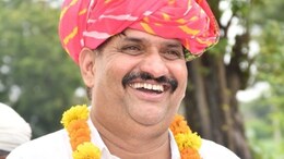Rajasthan: सुप्रीम कोर्ट ने आदेश पलटते हुए BJP विधायक कंवरलाल मीणा को दिया सरेंडर का आदेश, फिर लटकी विधायकी पर तलवार