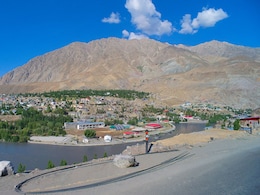 नागपूरच्या महिलेनं LOC पार करत केला पाकिस्तानमध्ये अवैध प्रवेश! 'या' व्यक्तीसाठी ओलांडली बॉर्डर?