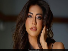 Bookmark Chitrangda Singh's Signature Makeup For A Bronzed And Beautiful Look Bookmark Chitrangda Singh's Signature Makeup For A Bronzed And Beautiful Look