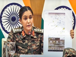 नागरिक विमानों के पीछे छिप रहा कायर पाकिस्तान, सेना ने खोलकर रख दिया पूरा प्लान नागरिक विमानों के पीछे छिप रहा कायर पाकिस्तान, सेना ने खोलकर रख दिया पूरा प्लान