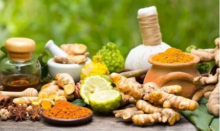 National Ayurveda Day: दादी-नानी के वे 6 नुस्खे जिन्हें आज साइंस भी मानता है