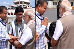 IPL Sensation Vaibhav Suryavanshi Touches PM Modi's Feet In Beautiful Bihar Airport Meet IPL Sensation Vaibhav Suryavanshi Touches PM Modi's Feet In Beautiful Bihar Airport Meet