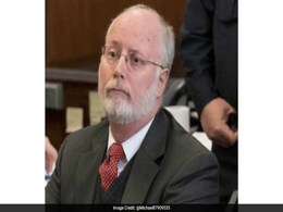 Victims of 'Predator' US Gynecologist Reach $750 Million Settlement Victims of 'Predator' US Gynecologist Reach $750 Million Settlement