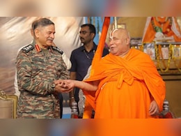 Army Chief Visits Spiritual Leader, Gets PoK 'Guru Dakshina' Request Army Chief Visits Spiritual Leader, Gets PoK 'Guru Dakshina' Request